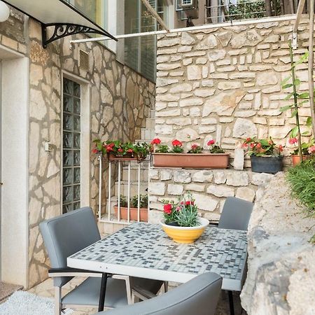Luxury 1 Bedroom Apartment In Rabac Exterior photo