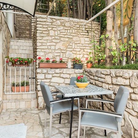 Luxury 1 Bedroom Apartment In Rabac Exterior photo