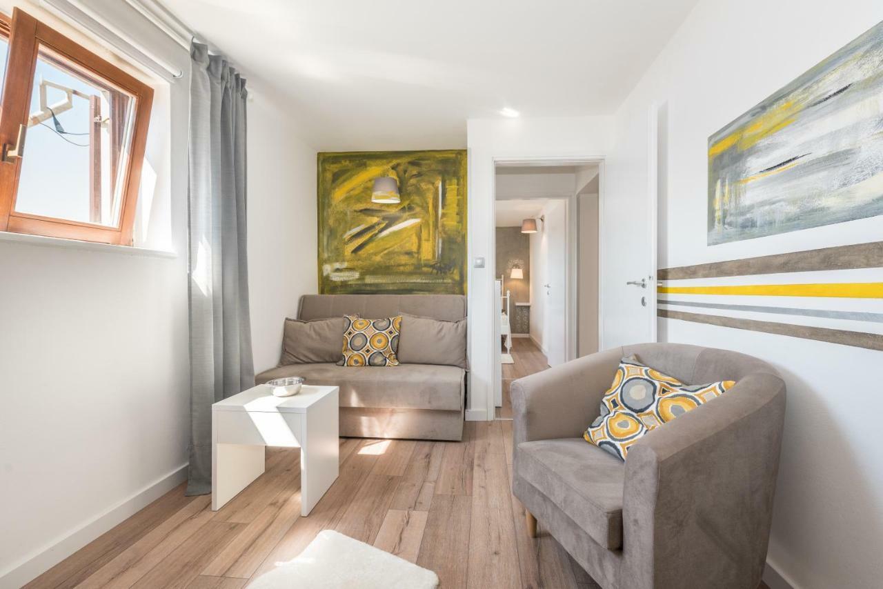 Luxury 1 Bedroom Apartment In Rabac Exterior photo