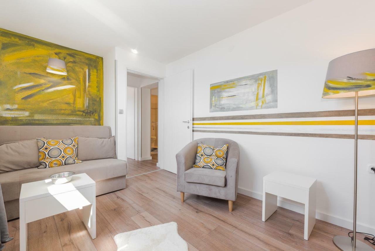 Luxury 1 Bedroom Apartment In Rabac Exterior photo